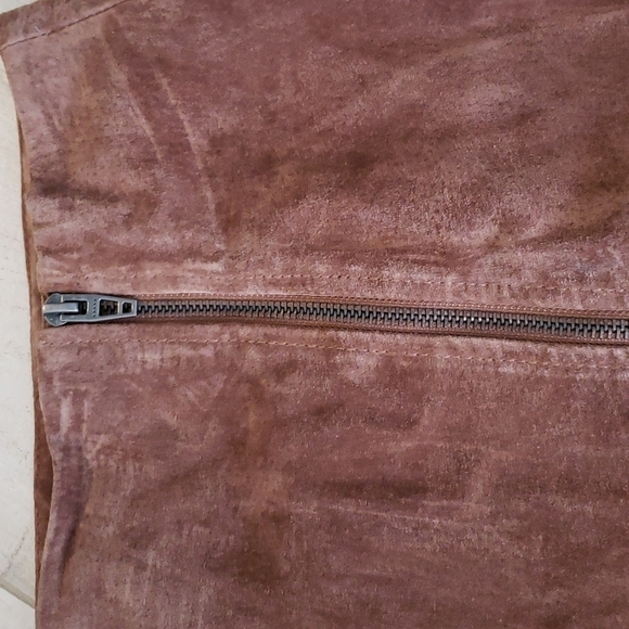 BROWN SUEDE MINI SKIRT NWT - Picture 2 of 6